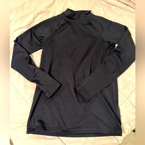 DSG Dick’s Sporting Goods kids 18 warm gear base layer top shirt mockneck. EUC